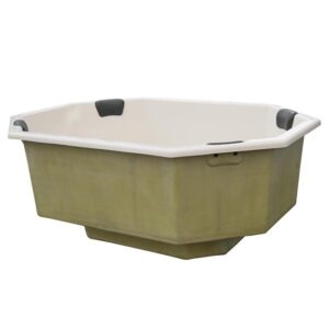 photo-1-for-9-persons-hot-tub-liner-from-fiberglass-octa-24×18m